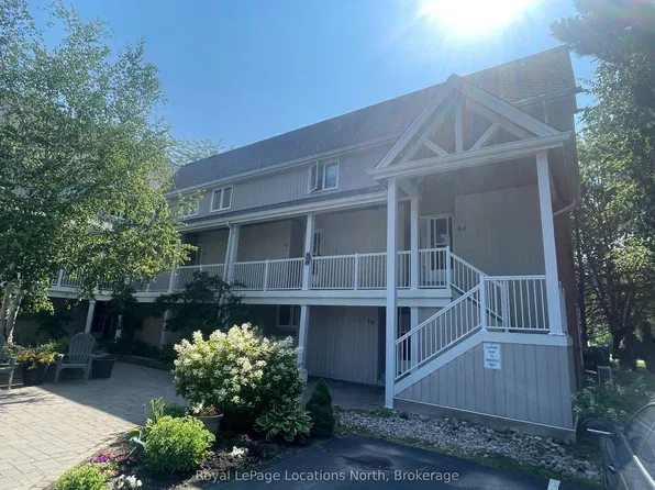 16 Ramblings Way #84, Collingwood, ON L9Y 5C6