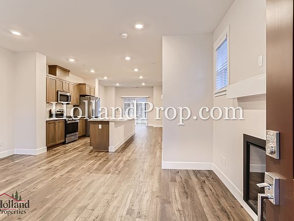 5th image of 15974 NW Hosmer Ln