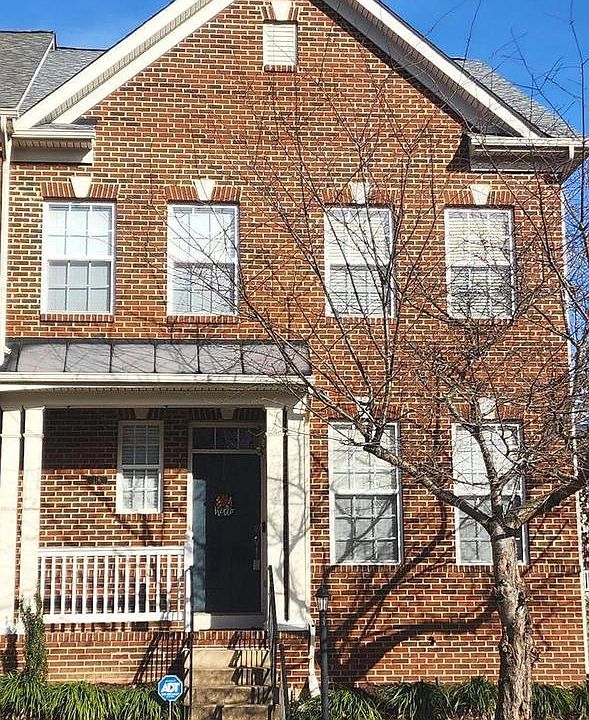1st image of 116 Tall Grass Ln