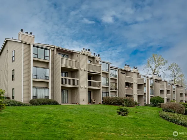 1301 S Puget Drive #A37, Renton, WA 98055