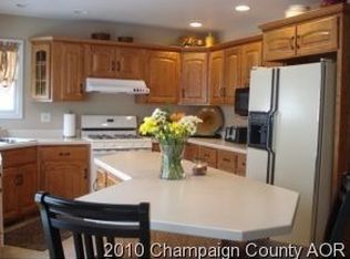 401 Neipswah Ave, Rantoul, IL 61866