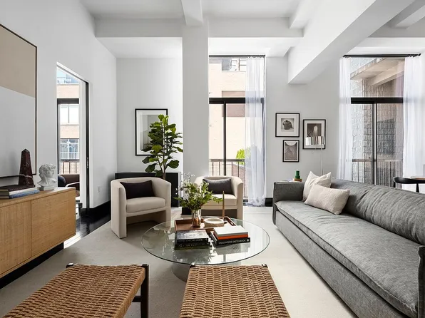 254 Park Ave S, New York, NY 10010