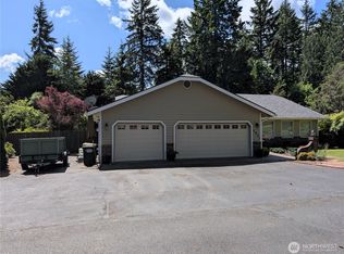 2835 Cooper Point Rd NW, Olympia, WA 98502