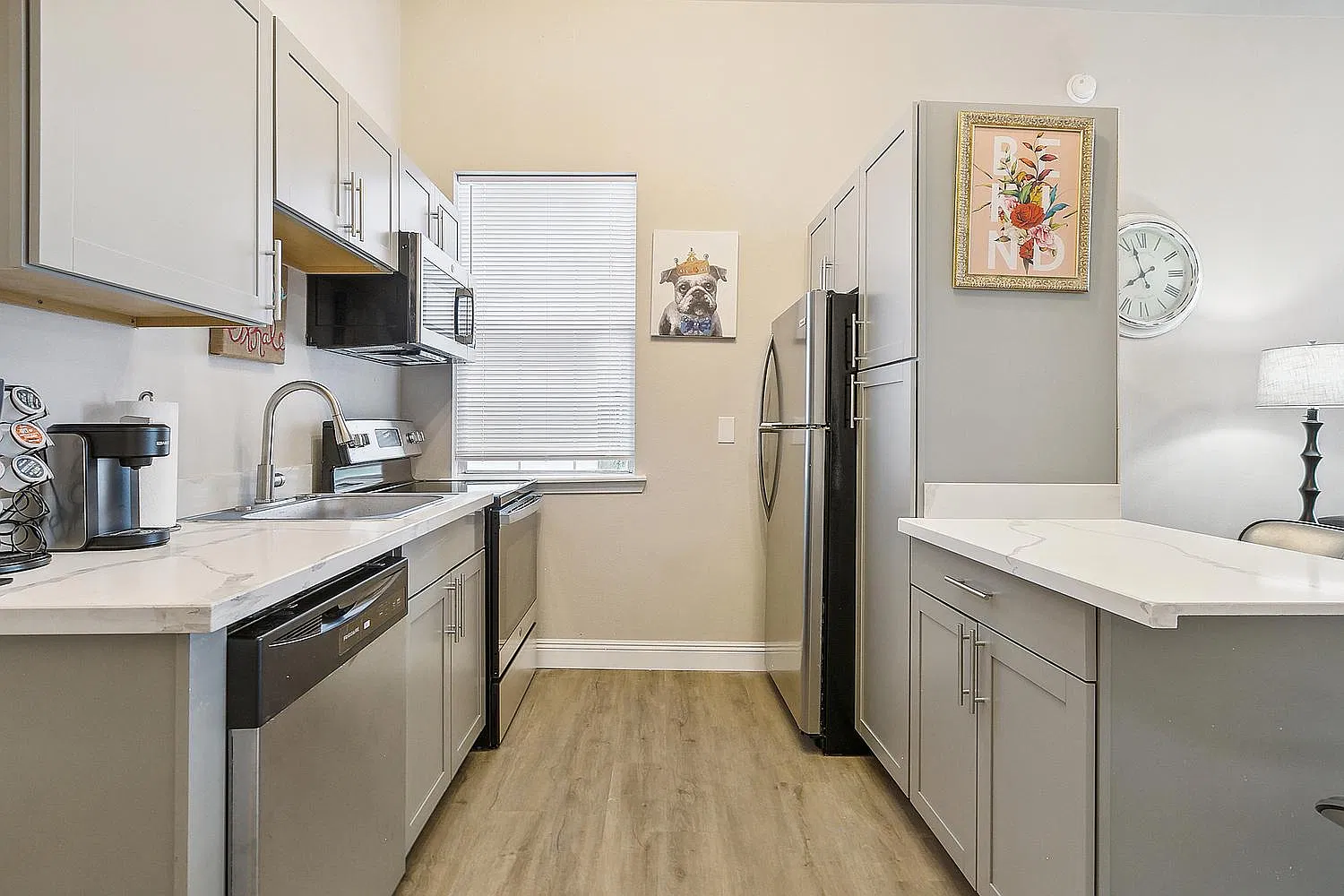 2 bed, 1150 sqft, $1,300 — Photo 2