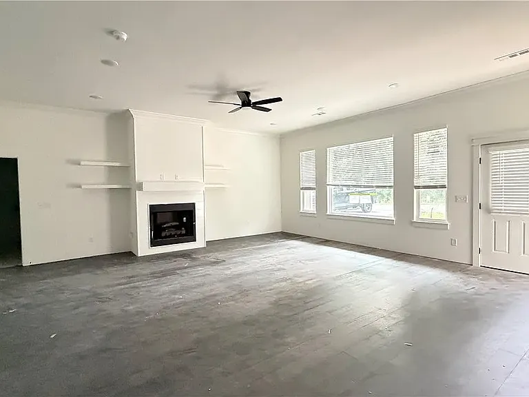 15 Skipton Dr — Photo 9