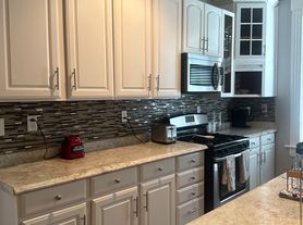 3853 Vine St, Cincinnati, OH