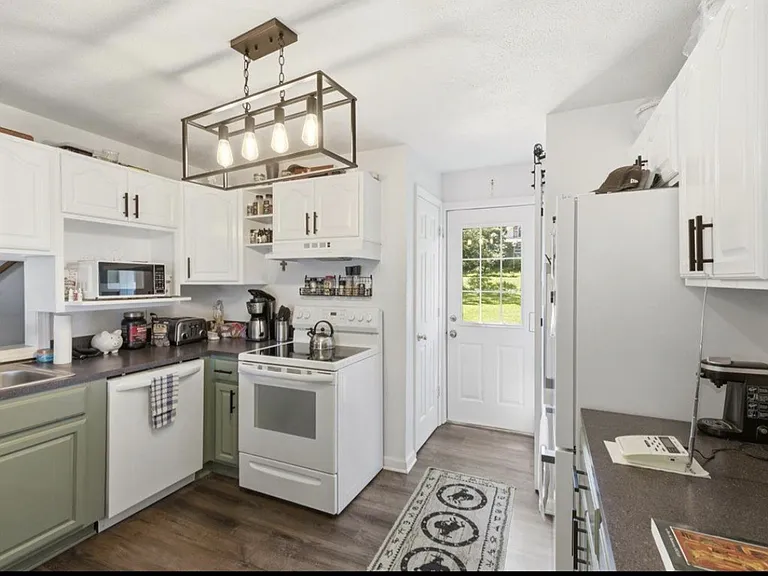 204 W Grant Ave — Photo 4