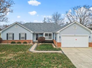 213 Northampton Dr, Oswego, IL