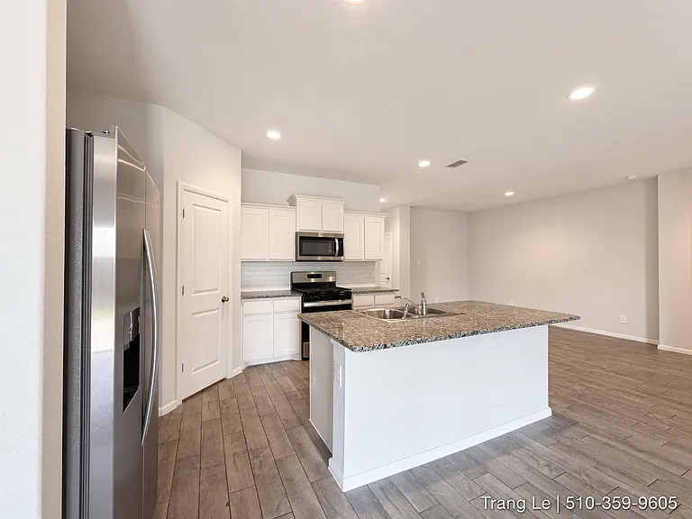 8636 Centerboard Ln — Photo 8