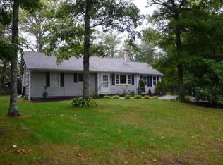 7 Agnus St, Sandwich, MA 02563