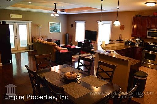 2nd image of 2418 Ludmila Ln