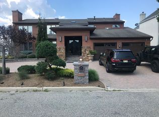 352 Estate Point Rd, Toms River, NJ 08753