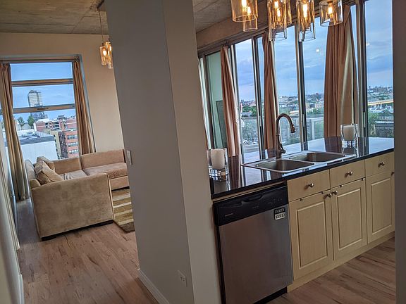 5th image of 1620 S Michigan Ave Unit 826
