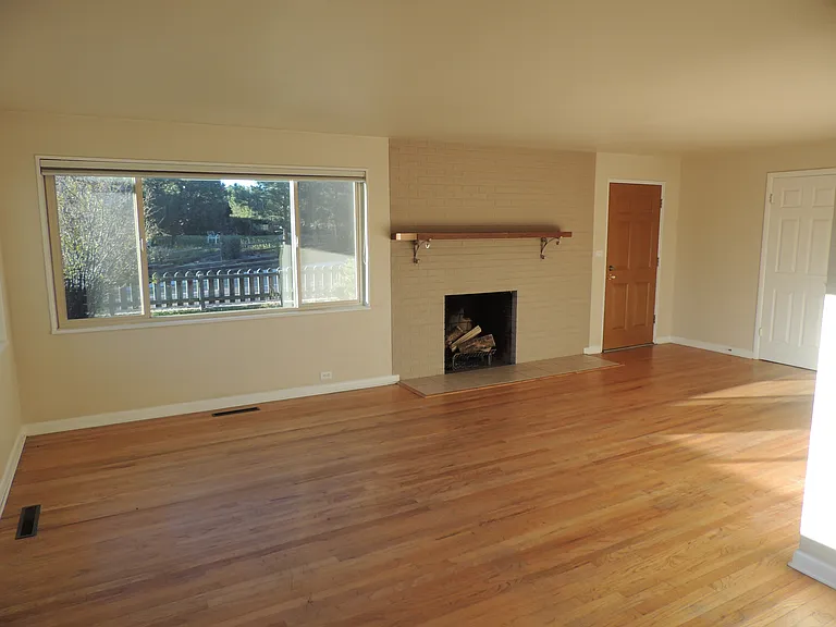 3847 Meadow Ln — Photo 3