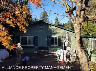 8420 Park Ave, Forestville, CA 95436