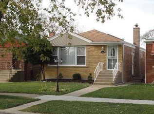 9832 S Aberdeen St, Chicago, IL 60643