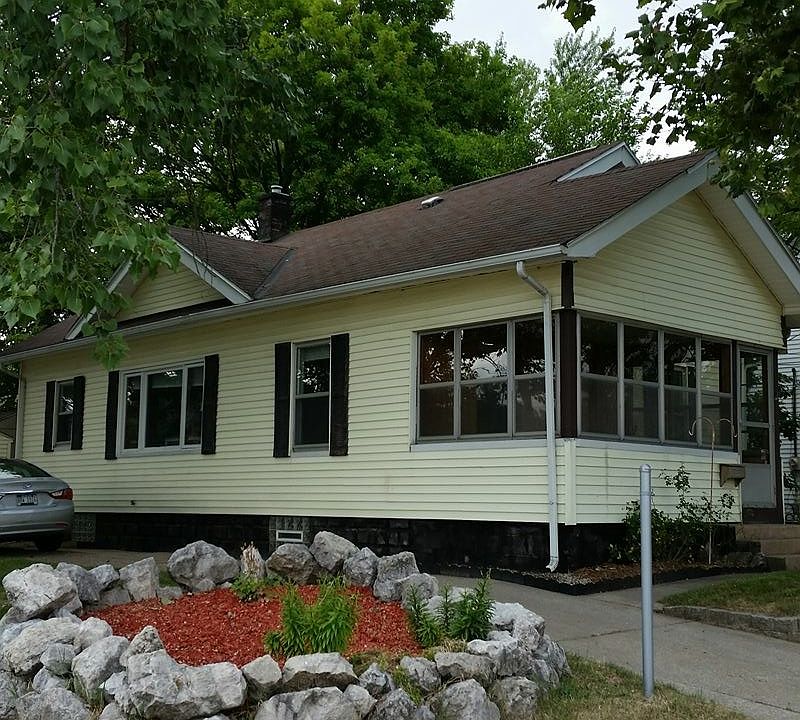1st image of 1967 Kamp Ave SW