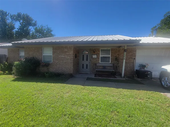 1936 Allison St, Graham, TX 76450