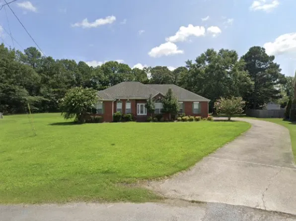 225 Audrey Ln, Gadsden, AL 35901