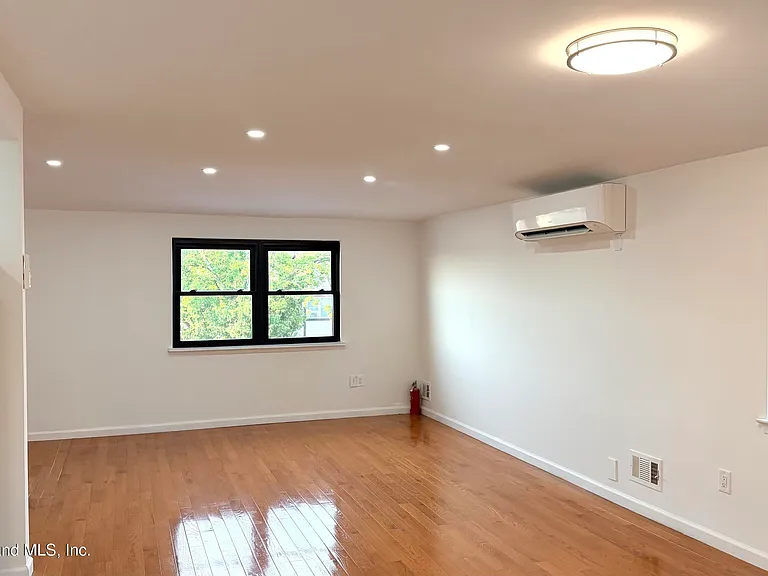 216 Monahan Ave #2 — Photo 2