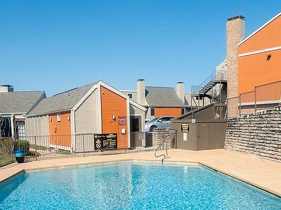2nd image of 1500 San Francisco Ct #103