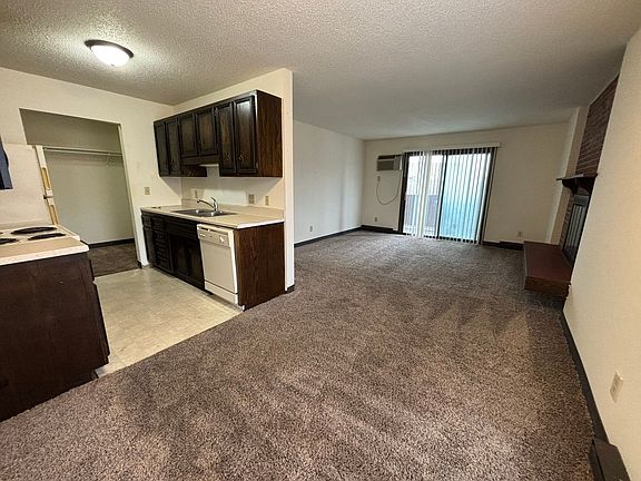 4th image of 3114 3rd St N APT 206