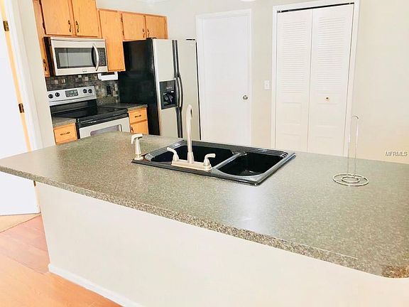 4th image of 2050 N Normandy Blvd
