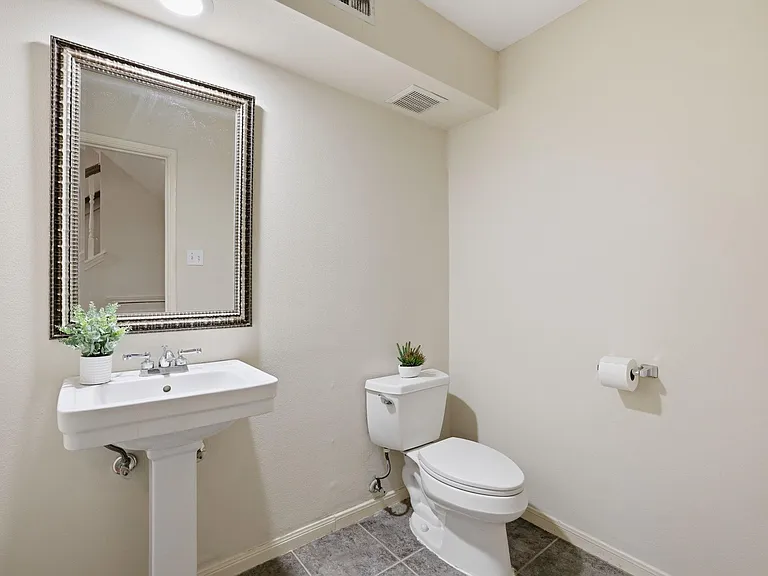14121 Lost Meadow Ln — Photo 32