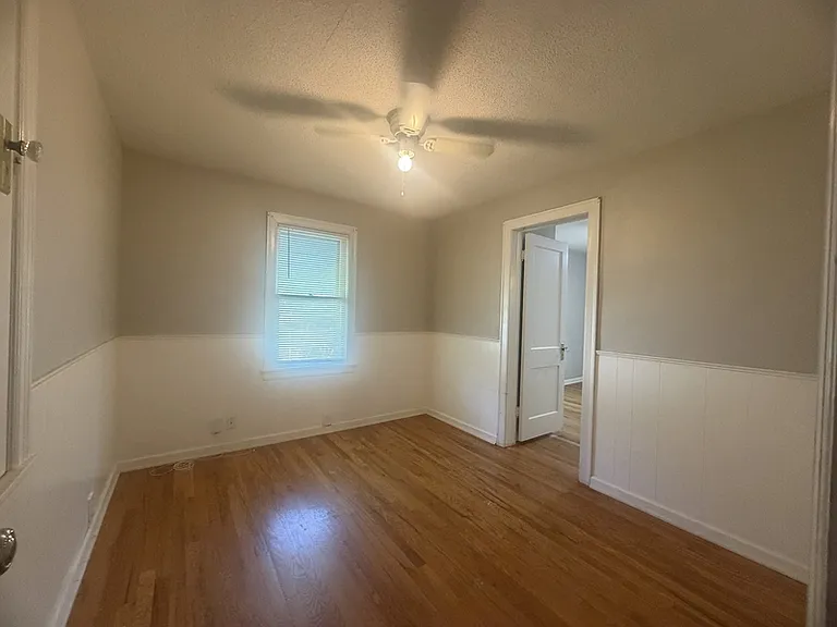 515 W Southside Blvd — Photo 21