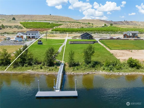 481 Hidden Lane, Chelan, WA 98816