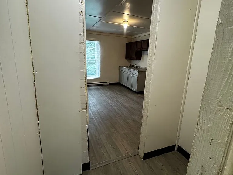 305 Lineberger St — Photo 13