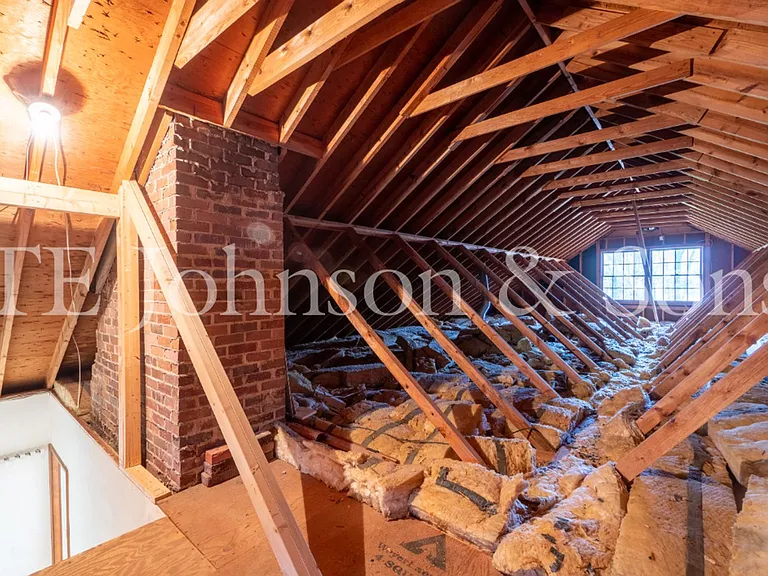 3520 Kirklees Rd — Photo 41