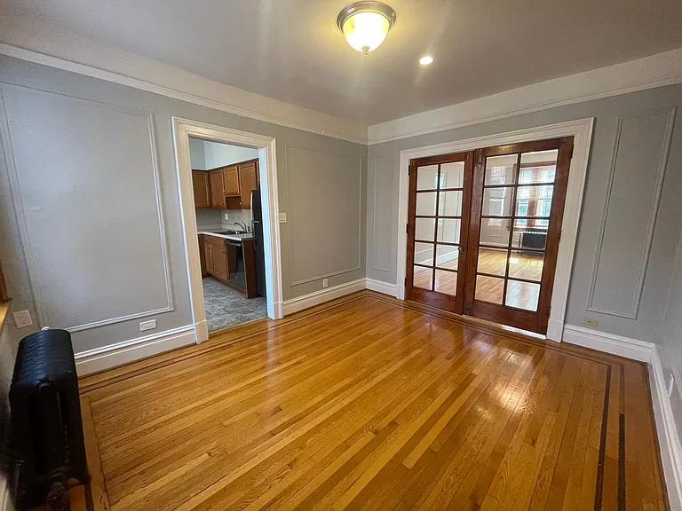 49 S Lake Ave #12 — Photo 7