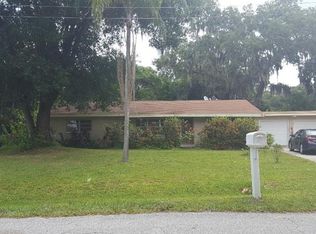 416 SW 2nd St, Ruskin, FL 33570