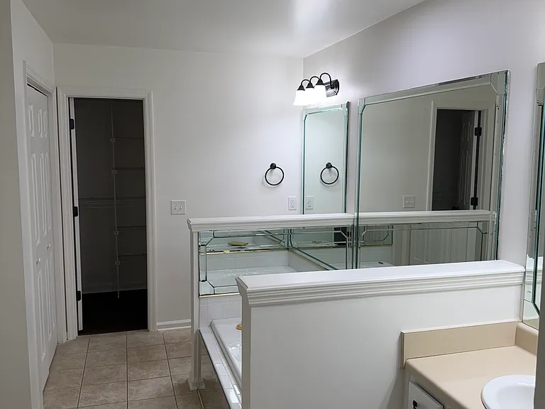216 Inglewood Dr — Photo 14