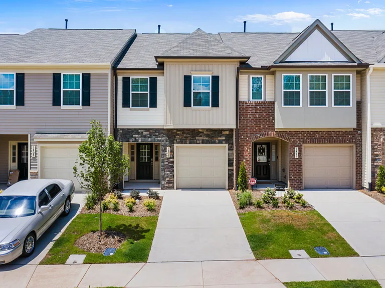 1409 Sunset Peak Way — Photo 1