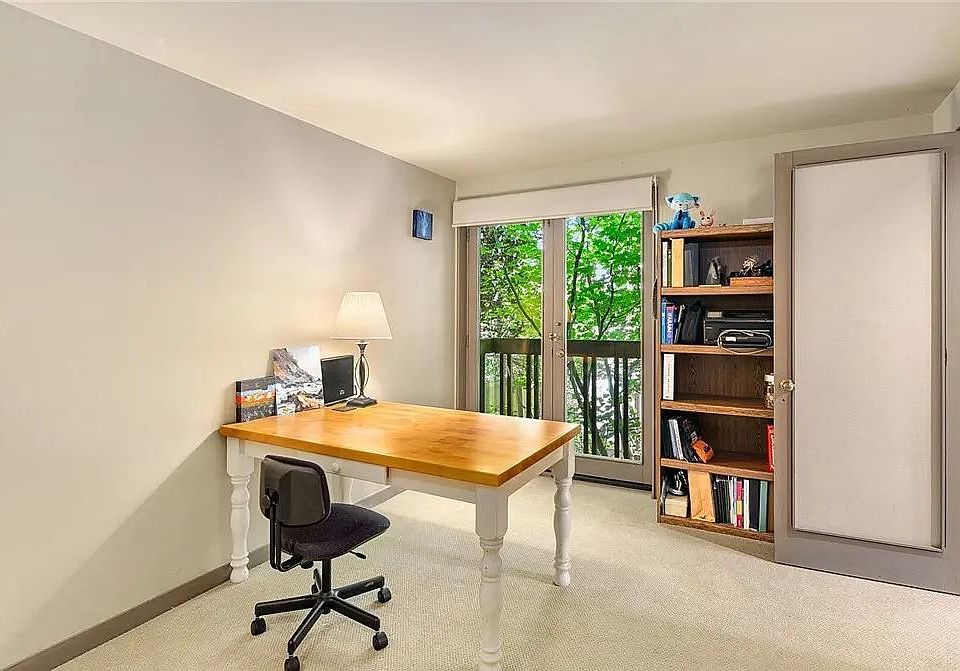 1st image of 2316 Fairview Ave E APT A