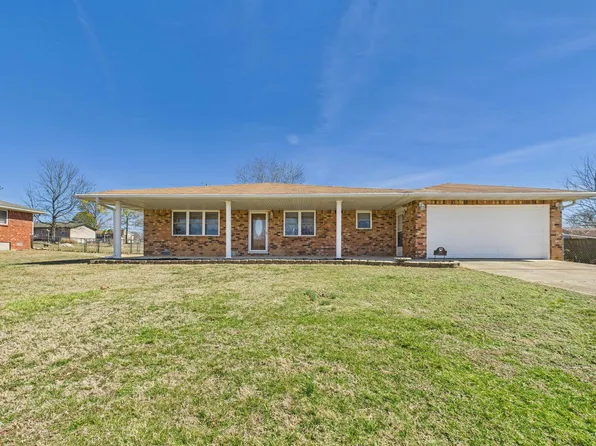 259 Crownover St, Gassville, AR 72635