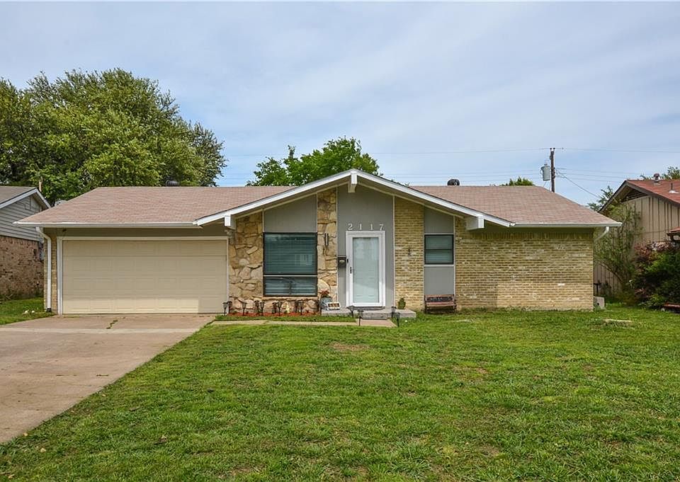 1st image of 2117 Bowie Dr