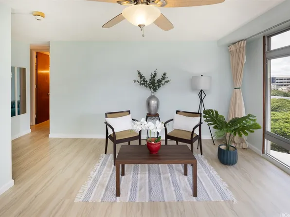 1511 Nuuanu Ave APT 724, Honolulu, HI 96817