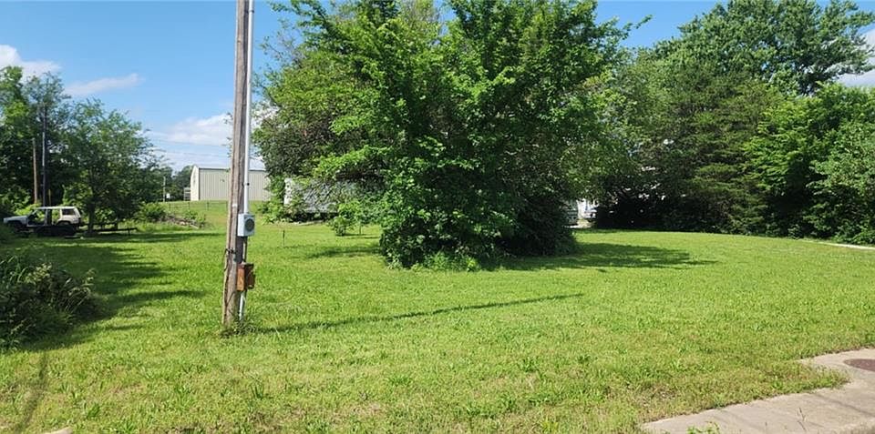 1st image of 12738 Richardson Rd