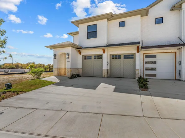 173 Hulen Cir, Aledo, TX 76008