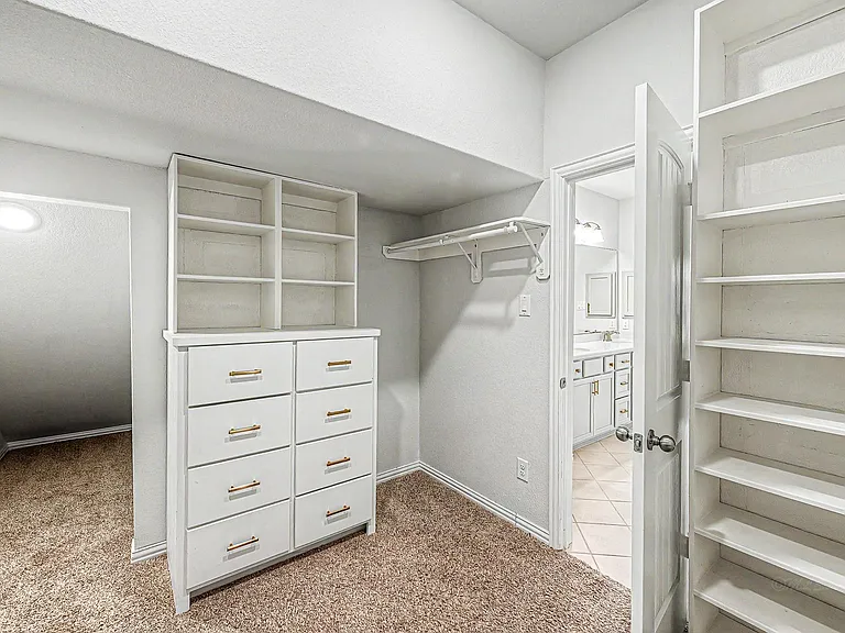 209 Cambria Green Ln — Photo 26