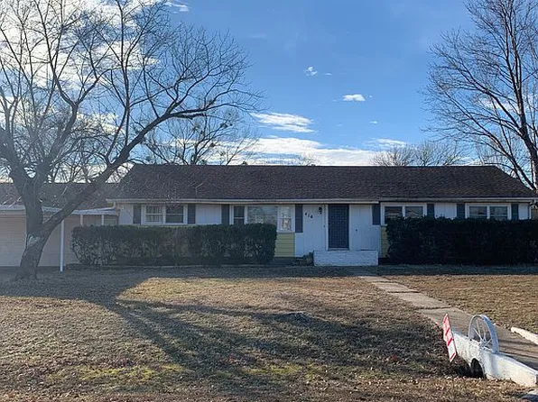 416 Meadow Ln, Konawa, OK 74849