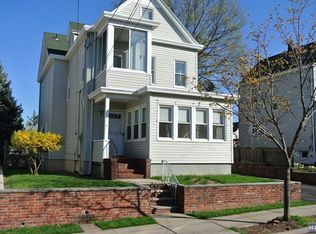 6 High St, East Rutherford, NJ 07073