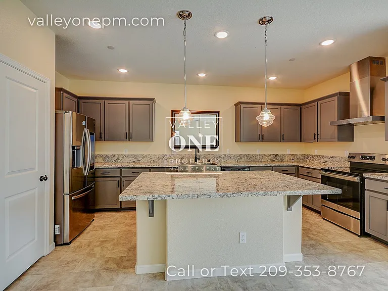 637 Mansfield Dr — Photo 23