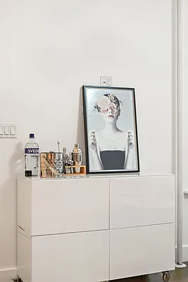 Sold by Compass | media 6