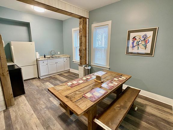 5th image of 512 Harriet Ln