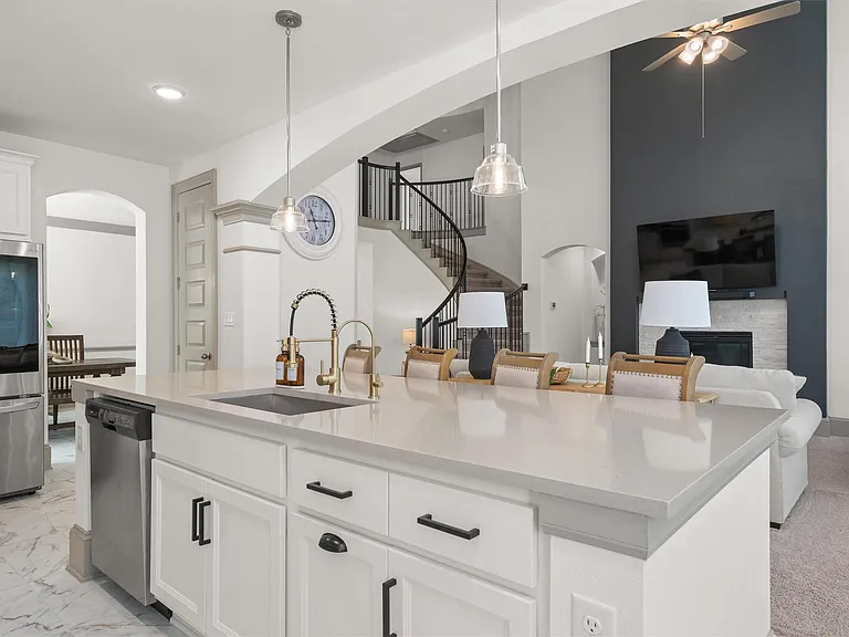 209 Rio Ranchero Rd — Photo 6