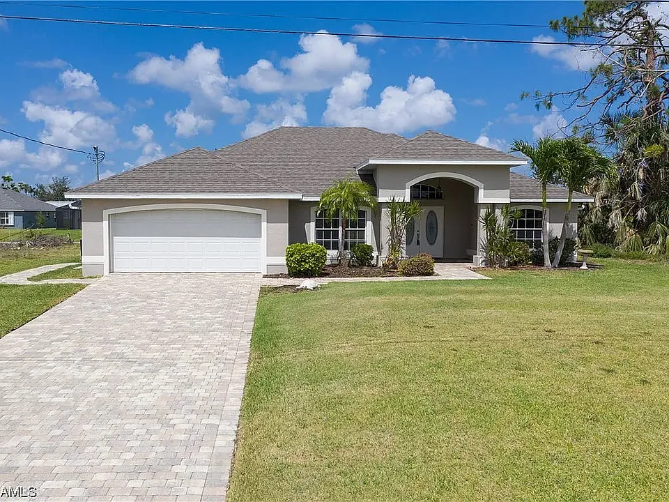 918 SW 8th Pl